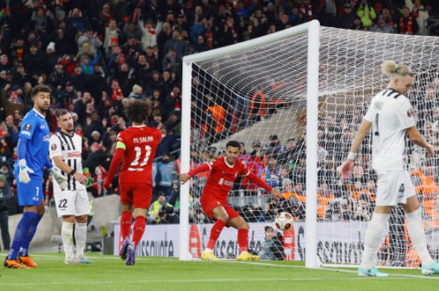 Ảnh bài viết Gakpo khuấy đảo, Liverpool bước tiếp vào vòng knock-out