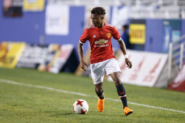 Có một cựu cầu thủ Man Utd đang một mình gánh cả đội bóng La Liga