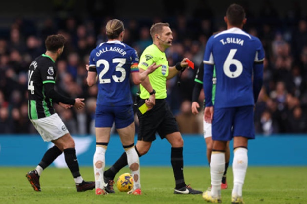 Ảnh bài viết Combo thẻ đỏ + bàn thua phút bù giờ, Chelsea vẫn giành 3 điểm