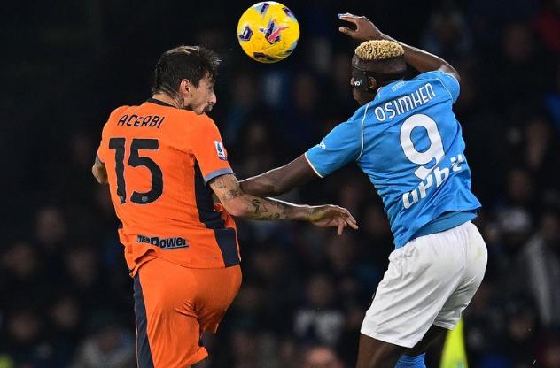 Inter hủy diệt nhà ĐKVĐ, Roma vào top 4