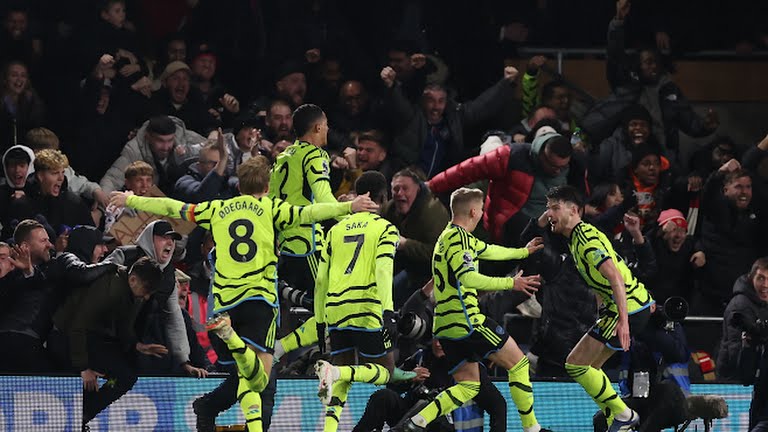 Ảnh bài viết Rice ghi bàn phút 90+7, Arsenal thắng nghẹt thở 4-3