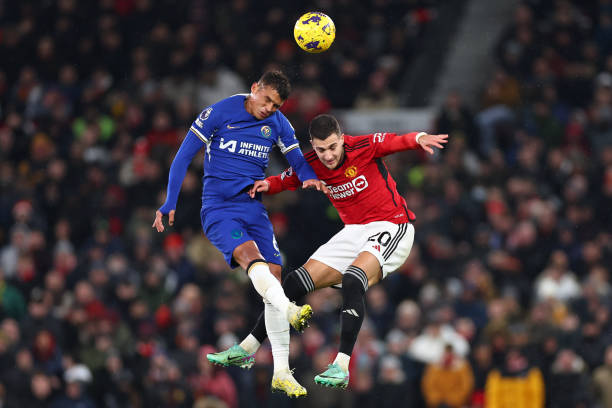 Ảnh bài viết Lên công về thủ, "cỗ máy" của Man Utd làm lu mờ Cucurella