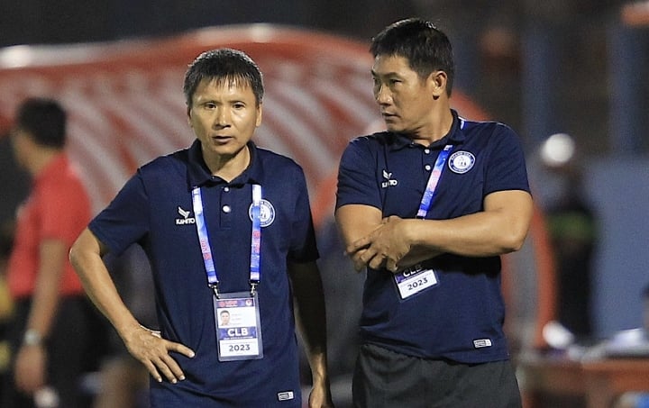 Ảnh bài viết CLB V-League chưa trả lương, HLV thừa nhận cầu thủ bị siết nợ