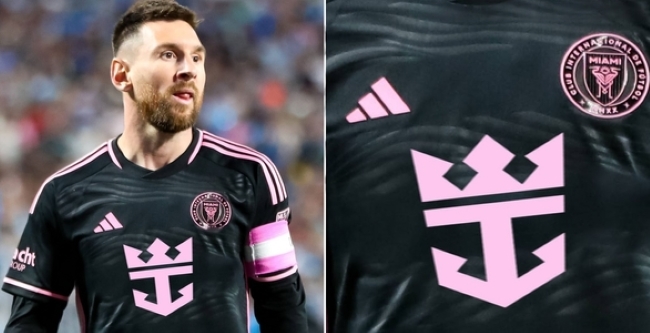 Đội bóng của Messi rò rỉ áo mùa tới