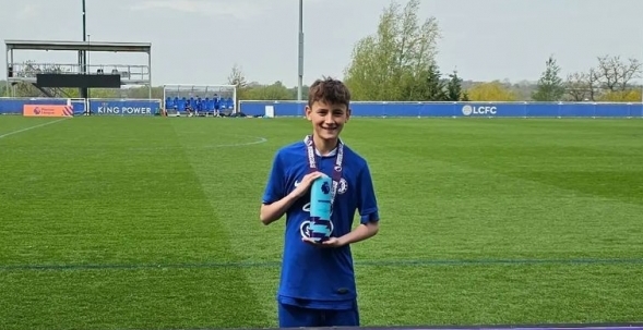 Tài năng gốc Việt khoác áo đội trẻ Chelsea
