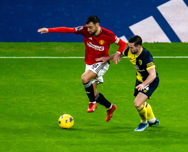 Ảnh bài viết "Cỗ máy tuyến giữa" xuất hiện trong trận Man Utd 3-0 Bournemouth