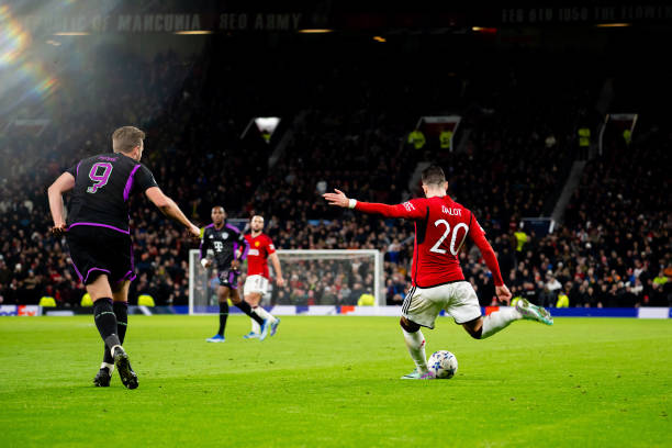 Ảnh bài viết "Cỗ máy rê bóng" của Man Utd gây ấn tượng trước Bayern