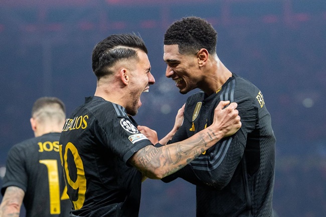 Ảnh bài viết Rót bóng như Beckham, Bellingham cho thấy sự toàn năng đáng nể