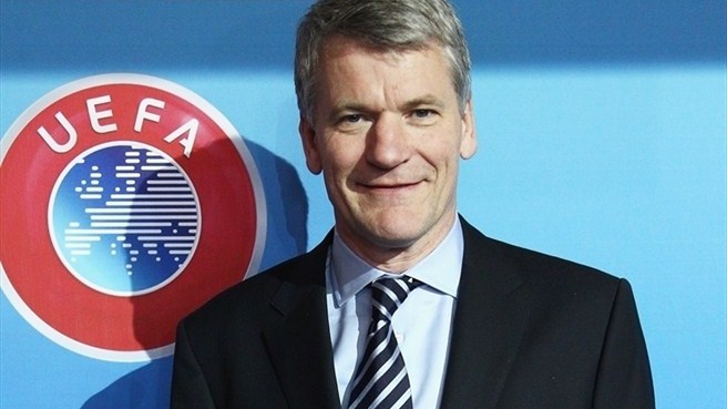 Sếp cũ Man United phản đối chủ tịch UEFA