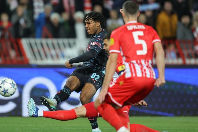 Ảnh bài viết Thắng Crvena Zvezda, Guardiola khen ngợi sao trẻ