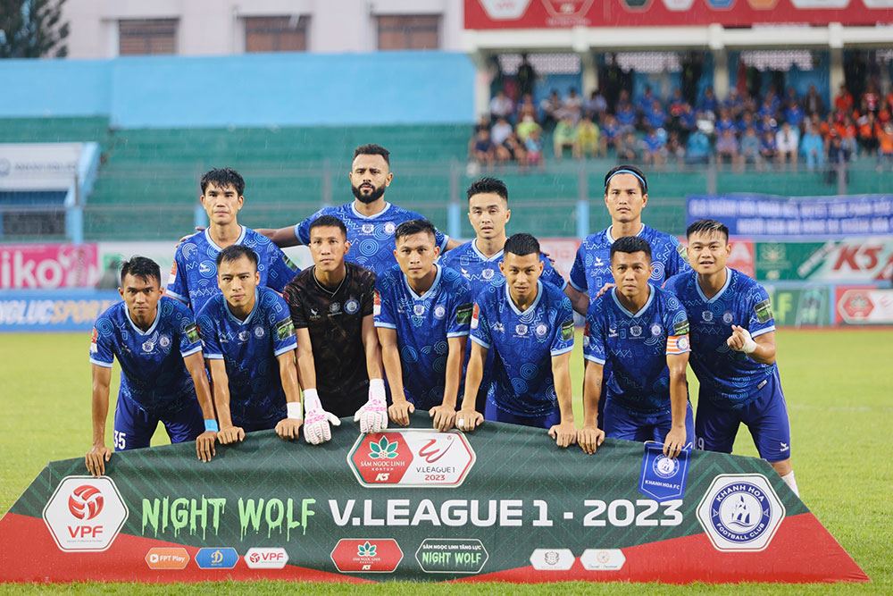 Ảnh bài viết Quá khó khăn, CLB V-League tìm gấp 20 tỷ trả nợ