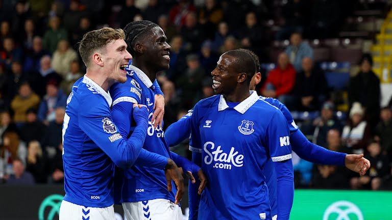 Ảnh bài viết Chấp 10 điểm, Everton vẫn thăng tiến cực mạnh trên BXH Premier League