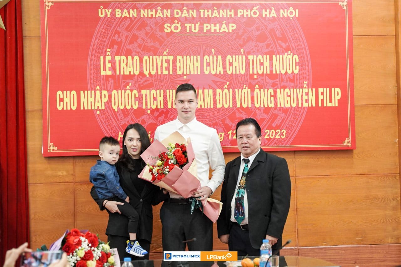 Đủ điều kiện khoác áo Việt Nam, Filip Nguyễn cảm ơn đặc biệt 1 người