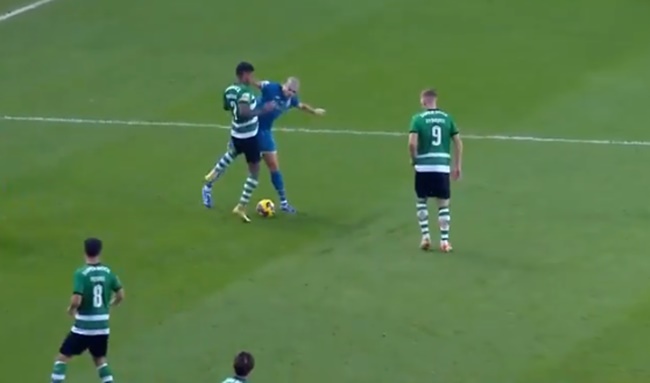 Ảnh bài viết Pepe khiến CĐV đội bạn phẫn nộ