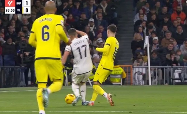 Ảnh bài viết Hãi hùng hình ảnh rợn người sau pha đạp chân của sao Real 