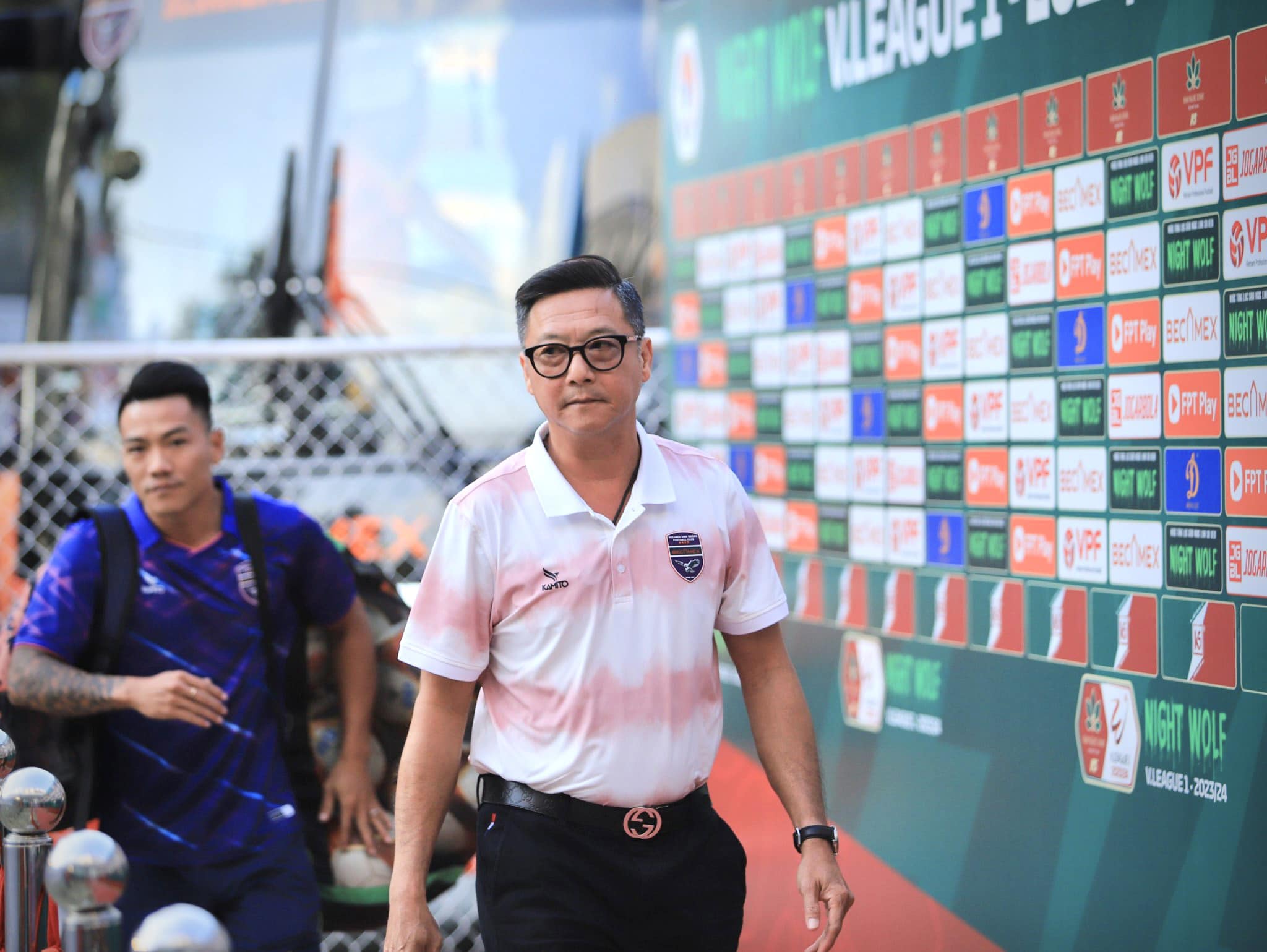 Ảnh bài viết Dẫn đầu BXH, HLV V-League nêu lý do không ăn mừng trên sân