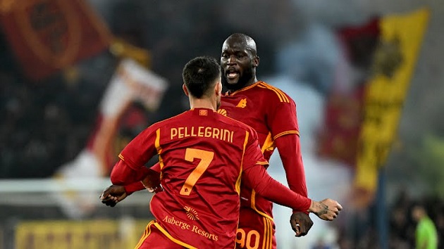 Inter, Roma cùng thắng; Trái ngược Lukaku - Osimhen