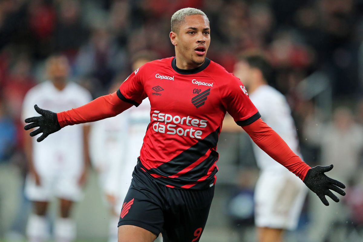 Ảnh bài viết Bom tấn Brazil chuẩn bị bay đến Barcelona