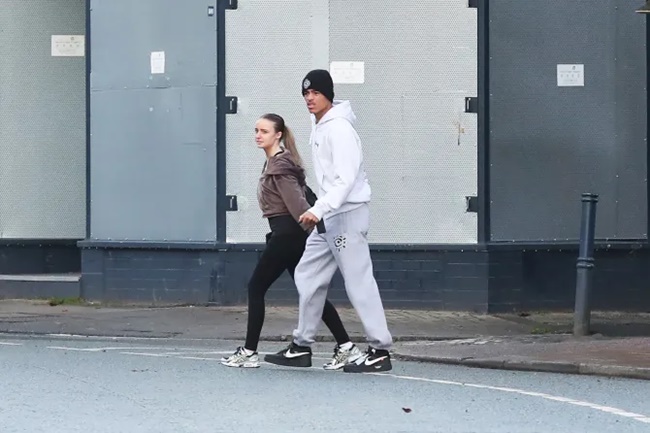 Greenwood gây bão trong lúc trở lại Manchester