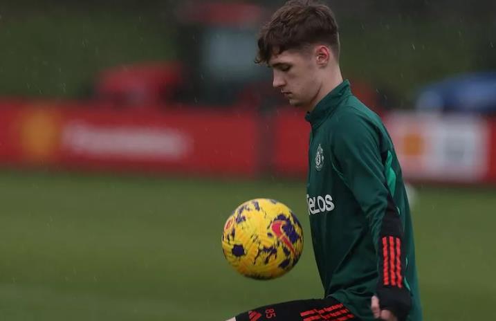 Ảnh bài viết 5 điều rút ra sau buổi tập của M.U: Anh em nhà Fletcher; Lựa chọn mới