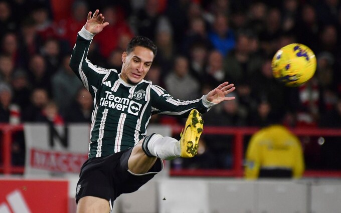 Ảnh bài viết Antony được so sánh với Ronaldo