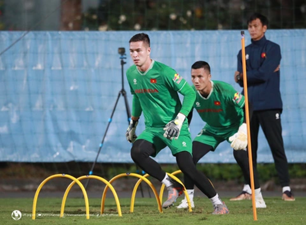 Sao Việt Nam nằm trong top 15 thủ môn đắt giá nhất Asian Cup