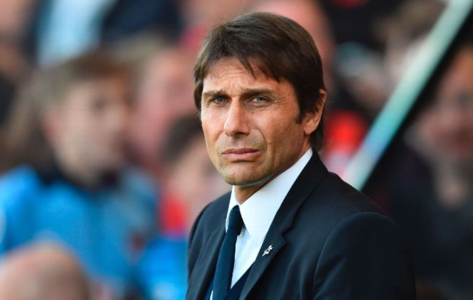 Conte bất ngờ xuất hiện tại Turin