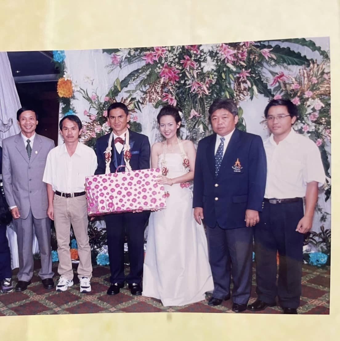 Ảnh bài viết HLV Kiatisuk đăng dòng trạng thái ẩn ý, vụ gia nhập CAHN có biến?