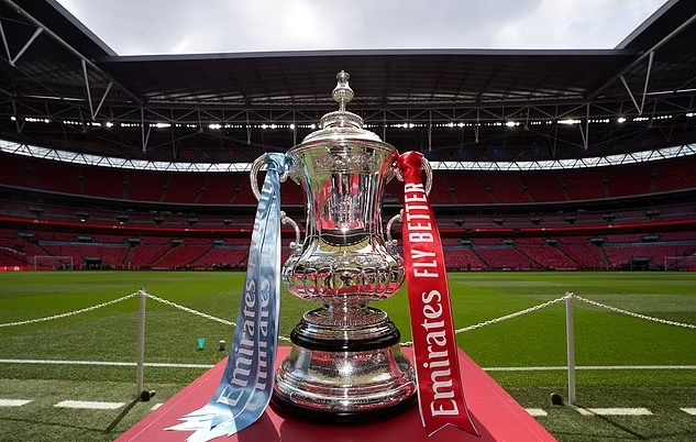 Kết quả bốc thăm vòng 4 FA Cup: Man Utd dễ thở; Đại chiến Tottenham - Man City