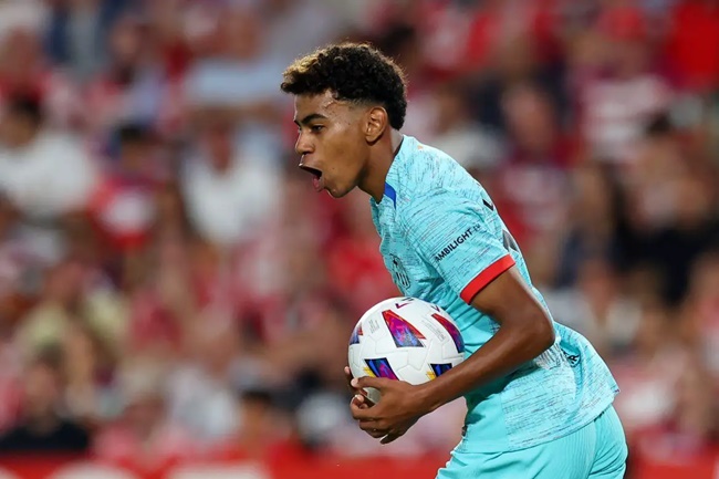 Ảnh bài viết Thần đồng Barca hành động đẳng cấp với Joao Felix