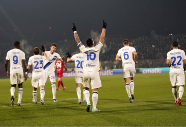 Ảnh bài viết Mở đại tiệc 6 bàn, Inter giữ vững ngôi đầu