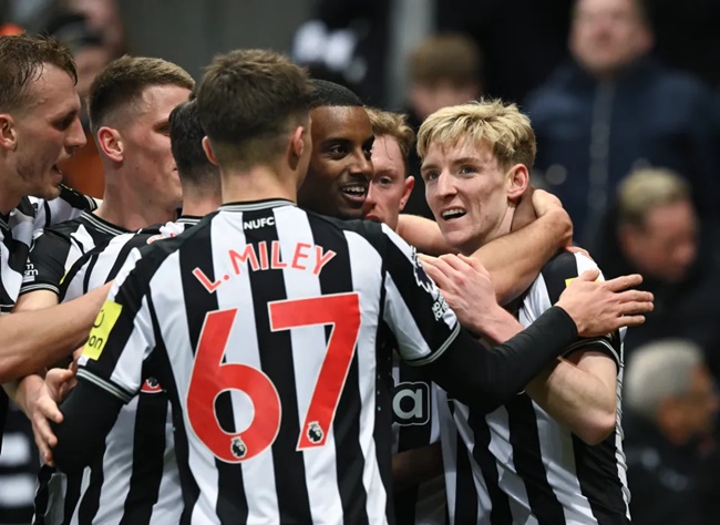 Ảnh bài viết Newcastle gây quỹ, 5 ngôi sao có thể bị thanh trừng