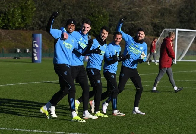 Ảnh bài viết Thua liền 3 trận, thái độ của dàn sao Arsenal trên sân tập