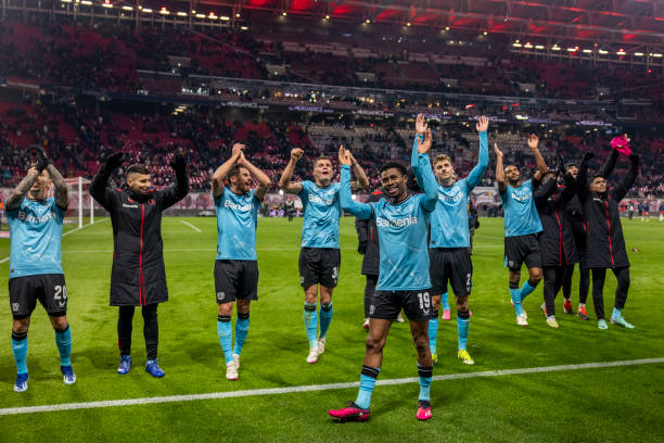 Ảnh bài viết Ngược dòng nghẹt thở, Leverkusen giữ vững ngôi đầu Bundesliga