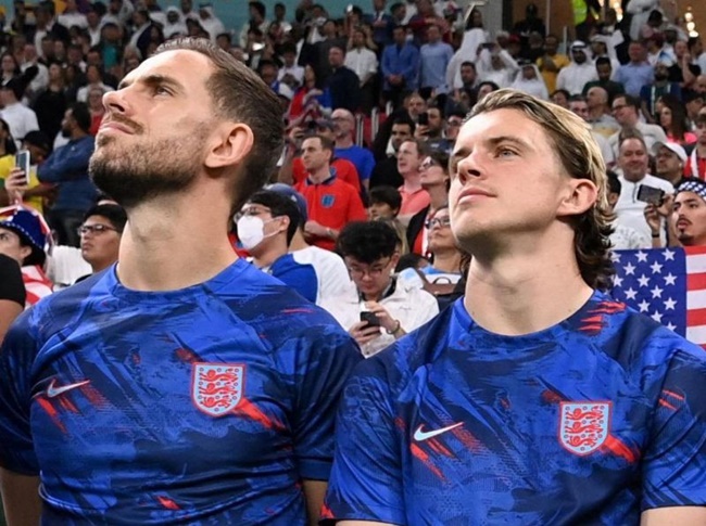 Ảnh bài viết Joe Cole: Cậu ấy có thể tạo ra di sản sánh ngang Henderson