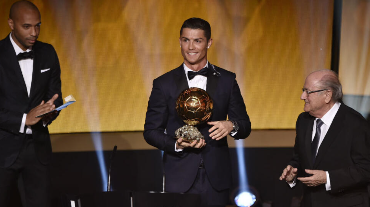 Ronaldo chê Ballon d'Or và The Best