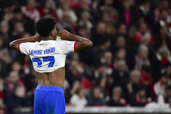 Ảnh bài viết Trên đỉnh xuống vực sâu, Yamal khiến Barca thua muối mặt