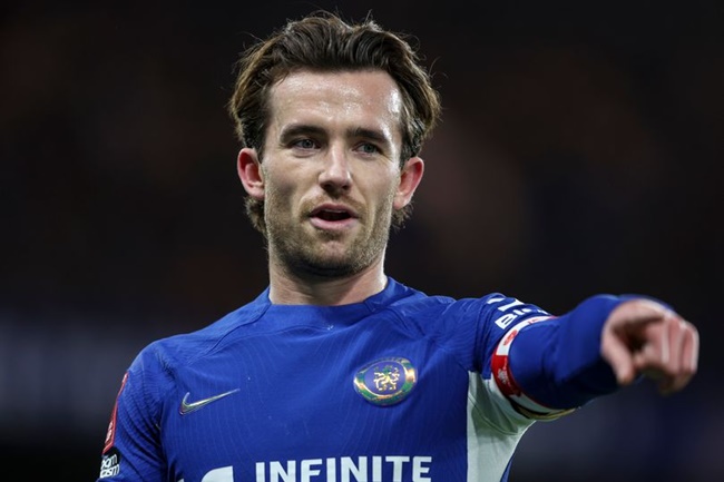 Chilwell ghi điểm trọn vẹn trong trận hòa 0-0