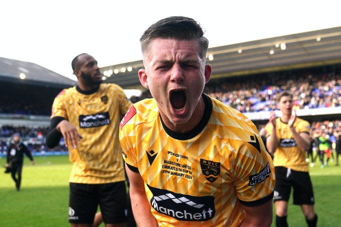 Ảnh bài viết Địa chấn xảy ra ở bóng đá Anh