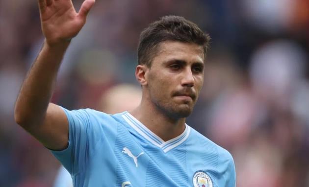 Ảnh bài viết Omar Berrada sẽ giúp M.U chiêu mộ 'Rodri mới'