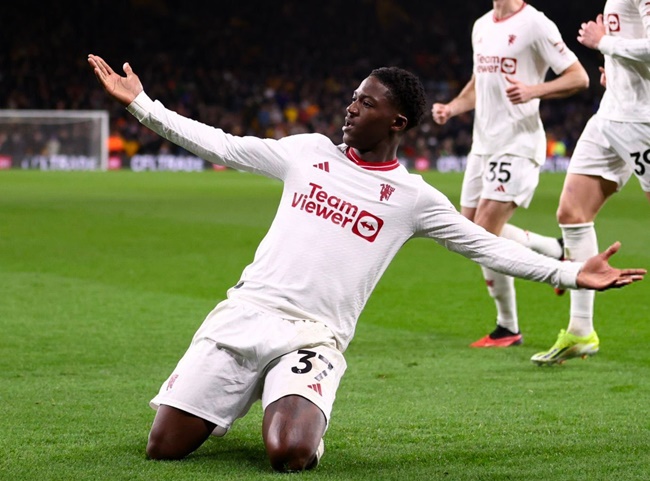 Ảnh bài viết Mainoo xuất sắc như thế nào trước Wolves?