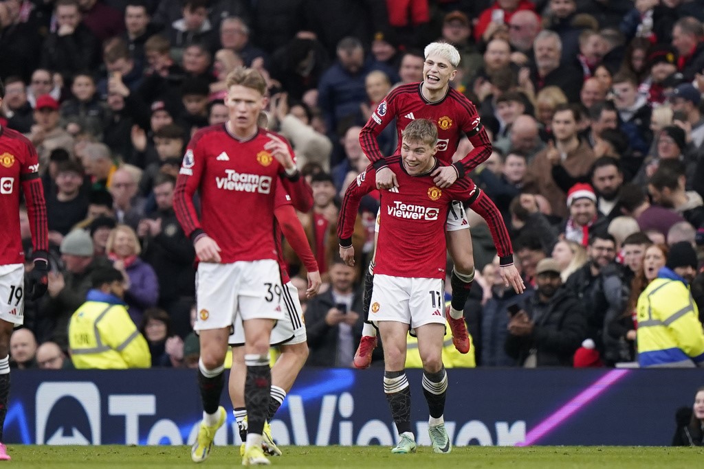 TRỰC TIẾP Man United 3-0 West Ham (FT): 3 điểm xứng đáng