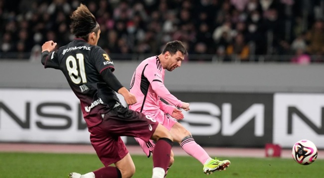 Ảnh bài viết Nỗi khổ của Messi, liên tục bị người hâm mộ "xâu xé"