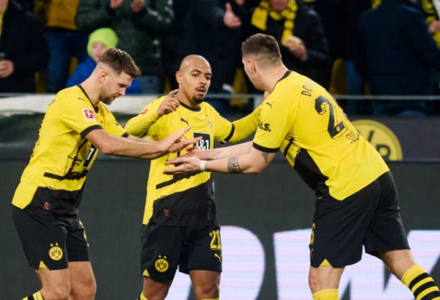 Donyell Malen lập cú đúp, Borussia Dortmund thắng dễ Freiburg 