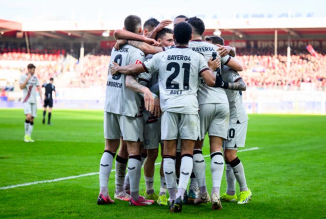 Ảnh bài viết Leverkusen hơn Bayern 8 điểm; Sancho "tàng hình" ngày Dortmund sẩy chân