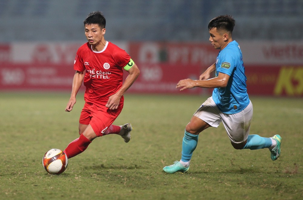 Ảnh bài viết "Cầu thủ Thể Công Viettel chưa đảm bảo thể lực"