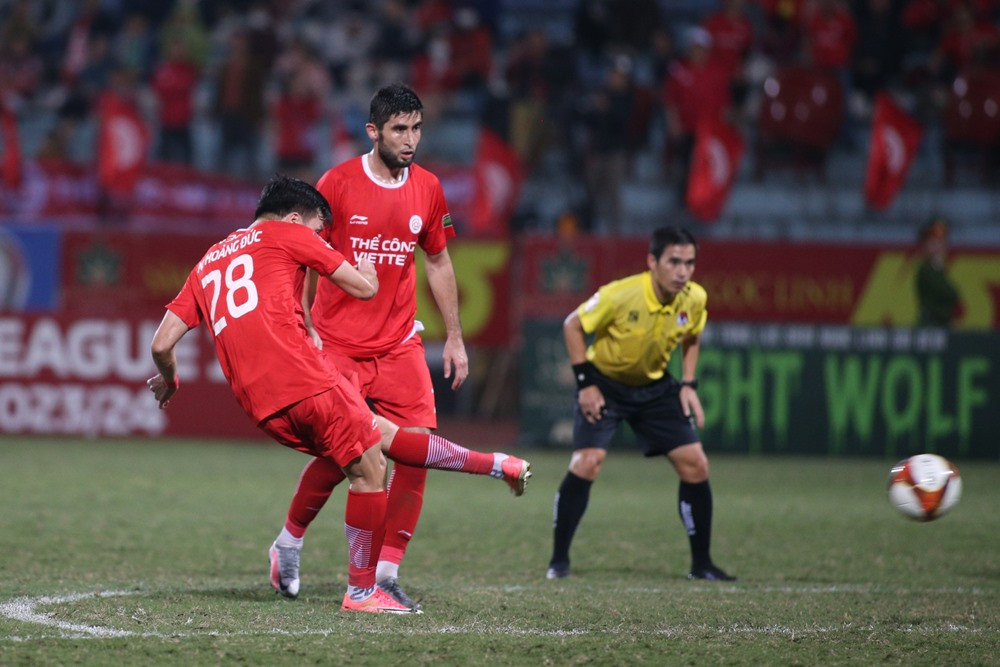 Ảnh bài viết "Màn thể hiện của Hoàng Đức chỉ ở mức trung bình"