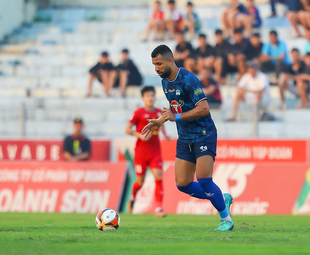 Ảnh bài viết HAGL chia tay vua phá lưới V-League 2023 để đón ngoại binh Brazil