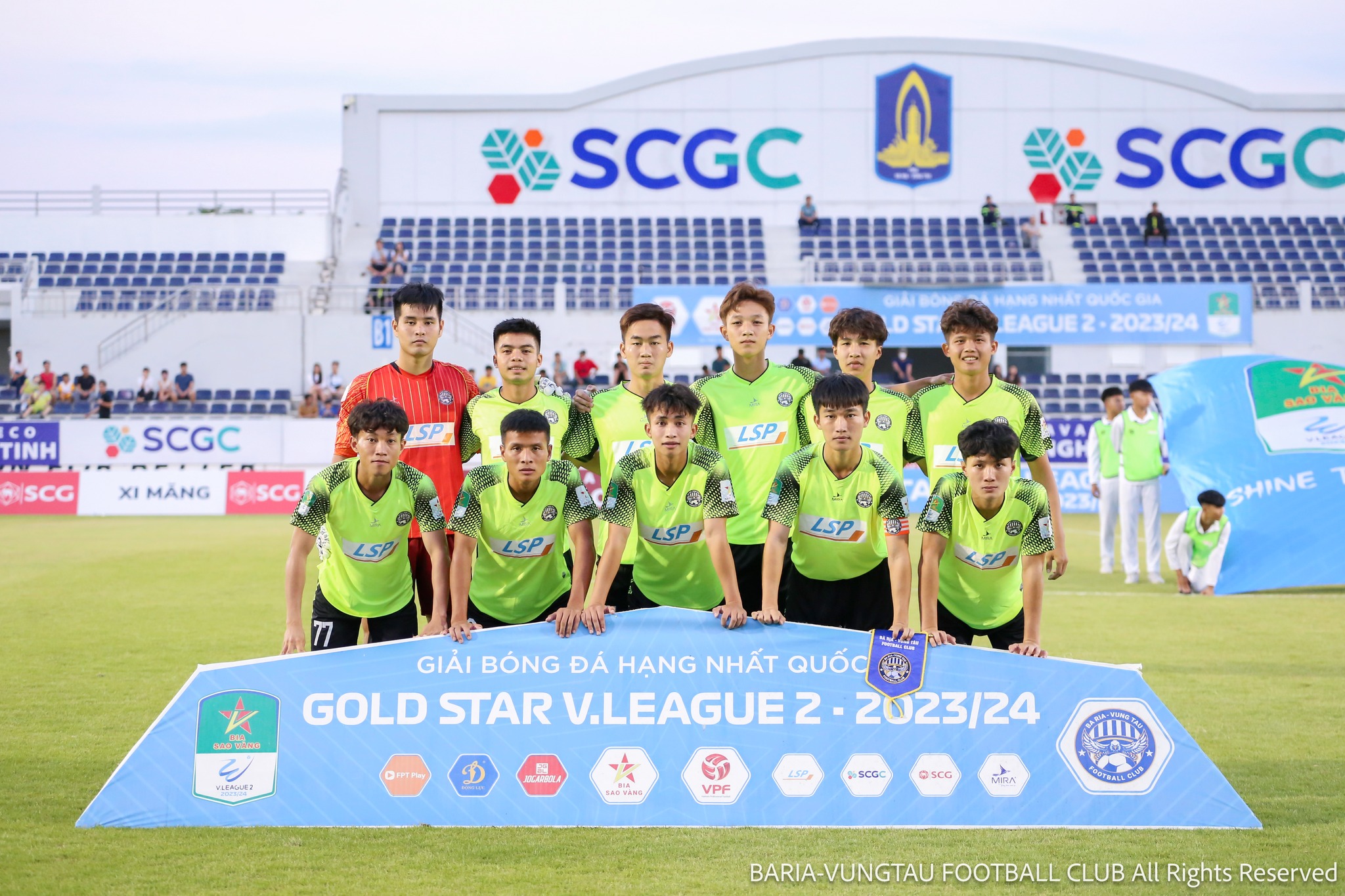 "Các cầu thủ trẻ có nhận thức chưa tốt"