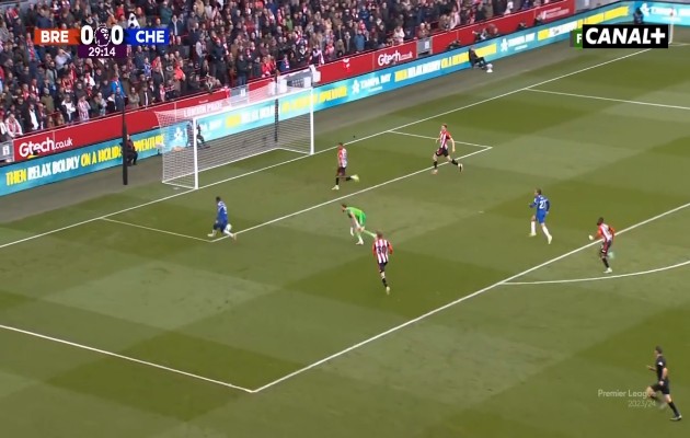 Ảnh bài viết "Cạn lời" với Nicolas Jackson